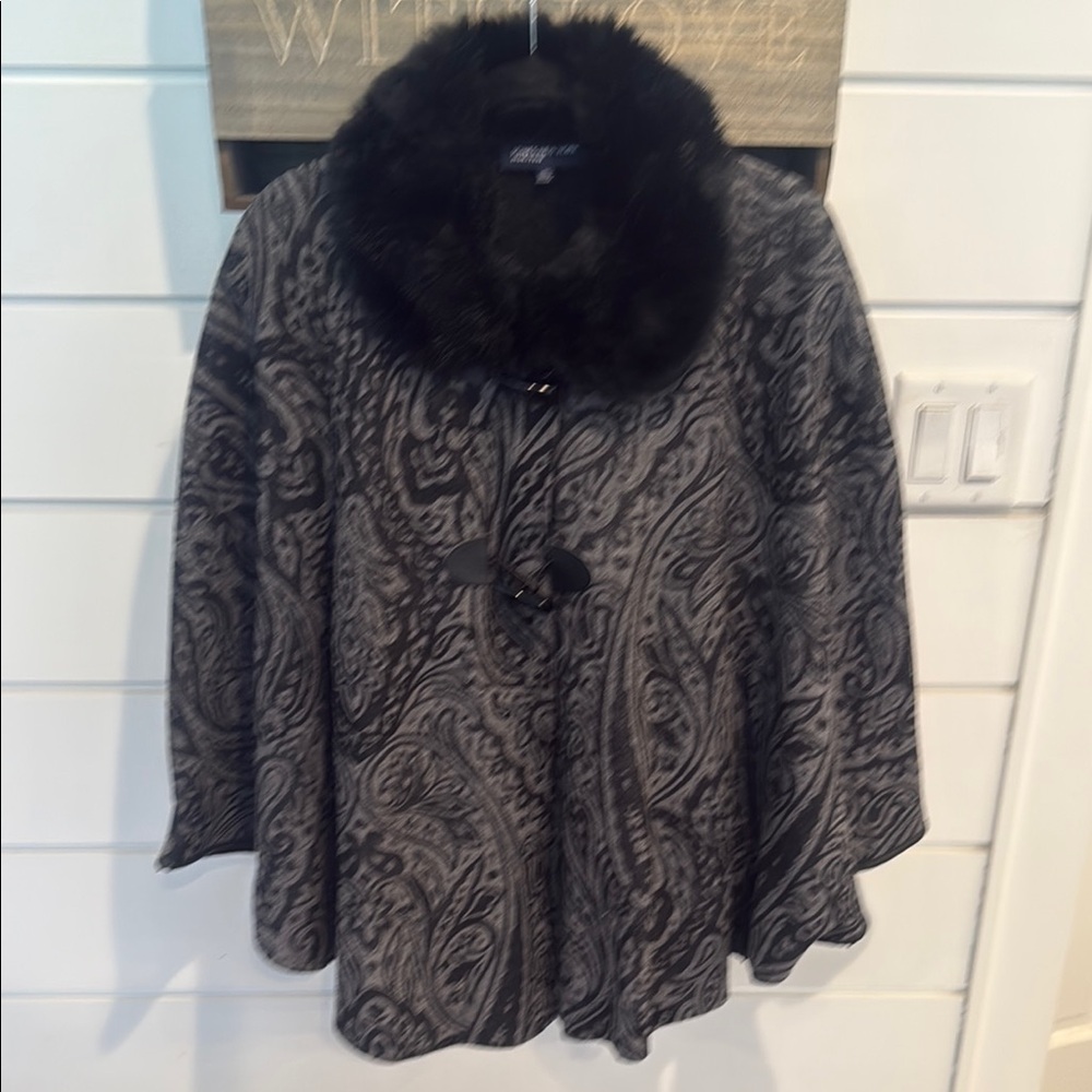 Jones New York Black Faux Fur Collar - Picture 1 of 5